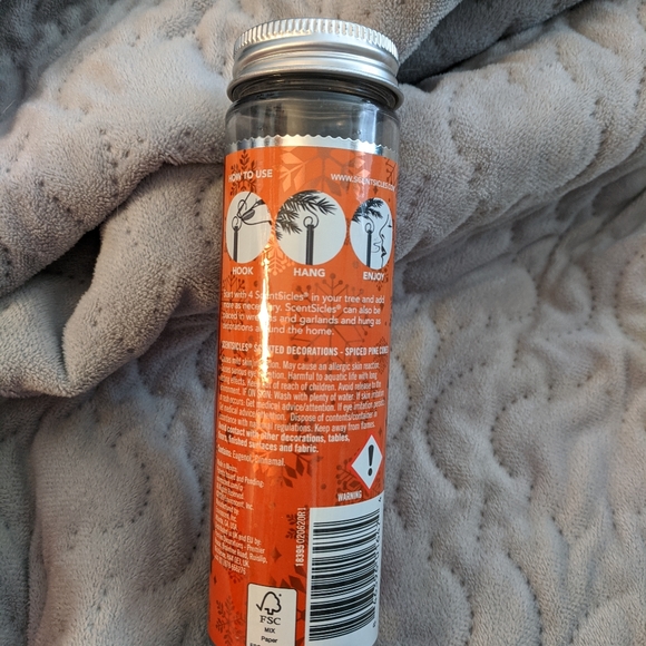 NEW! Scentsicles! (Christmas Scent) - Picture 5 of 6